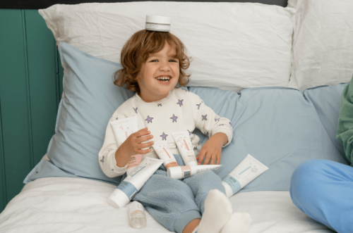 We love: anderen eine Freude machen! Mit dem Rabattcode sparst du 25% auf alle Geschenksets von Naïf.