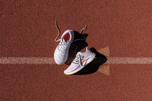 Entdecke stylische und bequeme New Balance Schuhe – perfekt für Sport, Freizeit und deinen aktiven Lifestyle.