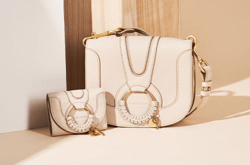 Ob Kurztrip, Businessmeeting oder Weltreise – bei WARDOW finden Trendverliebte & Qualitätsbewusste Taschen, Koffer & Rucksäcke für jede Gelegenheit.